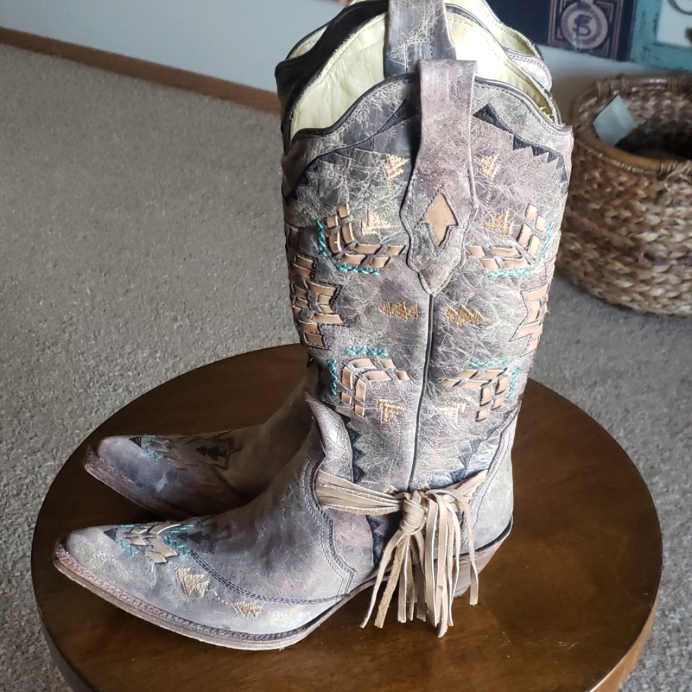 Cowboy boots, women's corral vintage